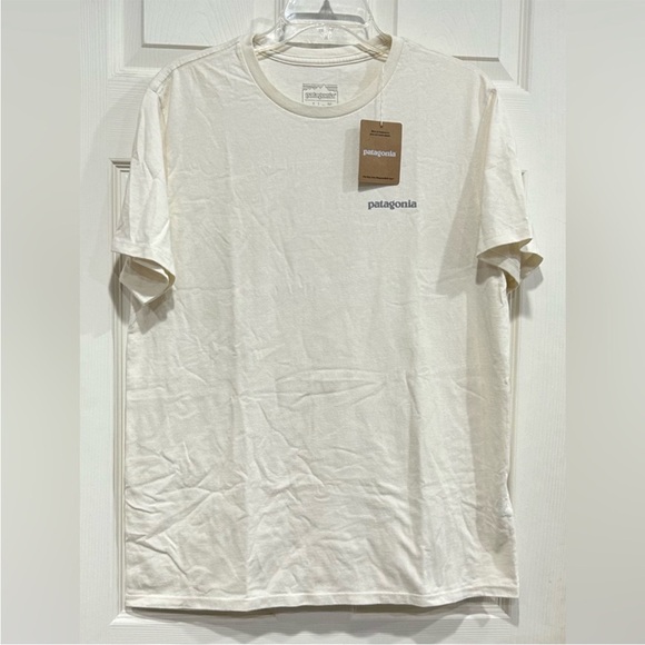 Patagonia Men's Large Fitz Roy Icon Responsibili-Tee T-Shirt Birch White NWT - Picture 1 of 10